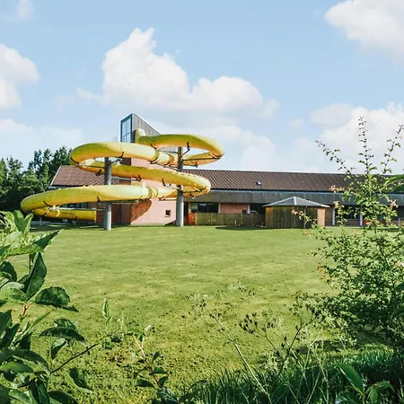 2 Bedroom Gorgeous In Holiday home
